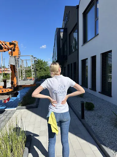 iClean firma sprzątająca Ostrów Wlkp. sprzątanie biur i mieszkań